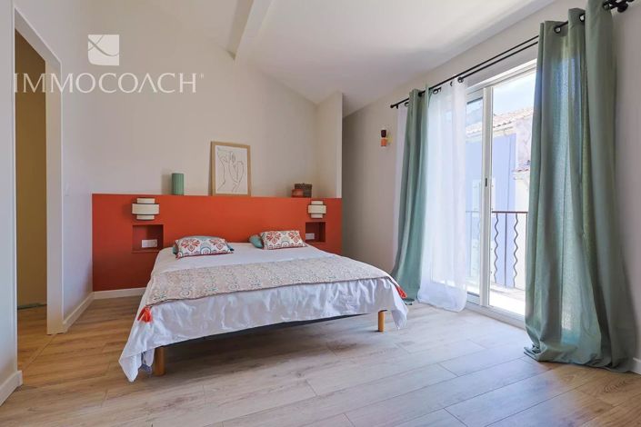 Image No.10-2 Bed House for sale