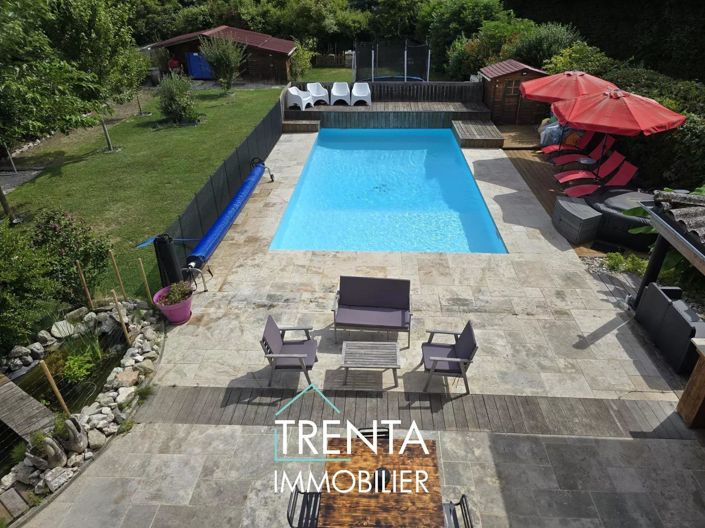 Image No.1-4 Bed House for sale