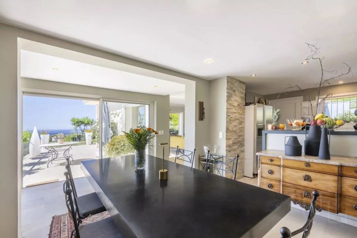 Image No.6-5 Bed House for sale