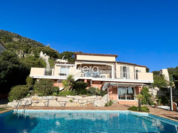 Image No.6-3 Bed House for sale