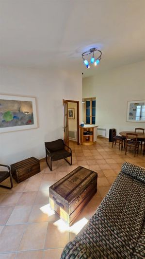 Image No.10-1 Bed House for sale