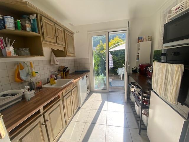 Image No.3-Maison de 3 chambres à vendre à Bort-les-Orgues