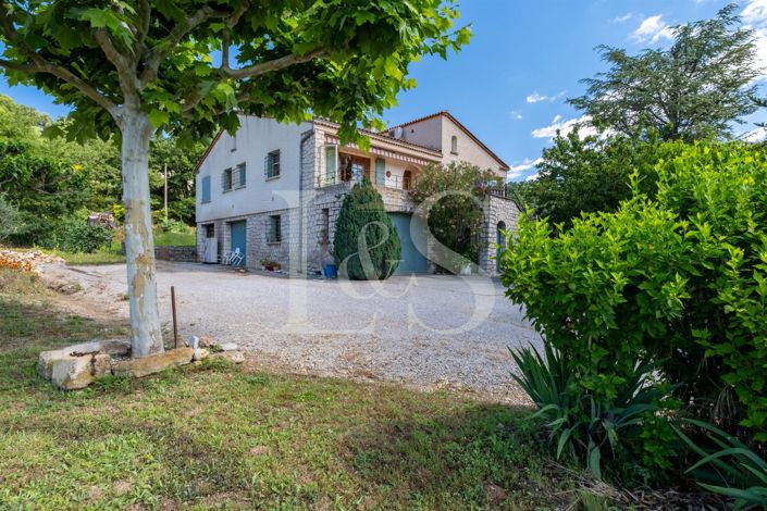 Image No.3-4 Bed House for sale