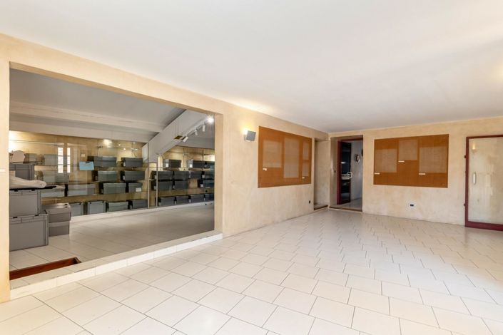 Image No.6-House for sale