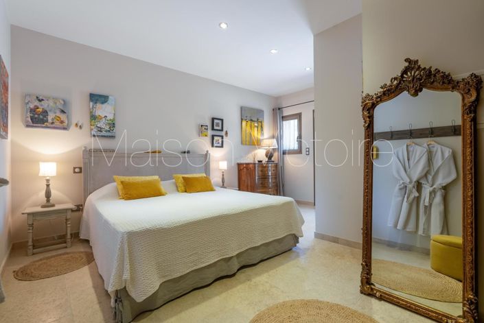 Image No.11-5 Bed House for sale