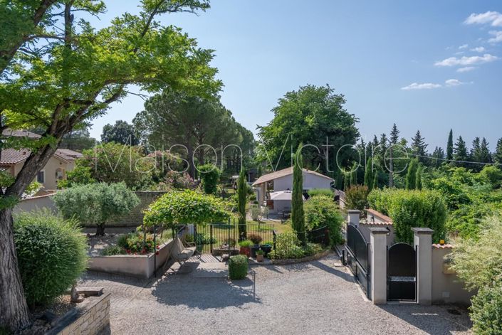 Image No.5-5 Bed House for sale