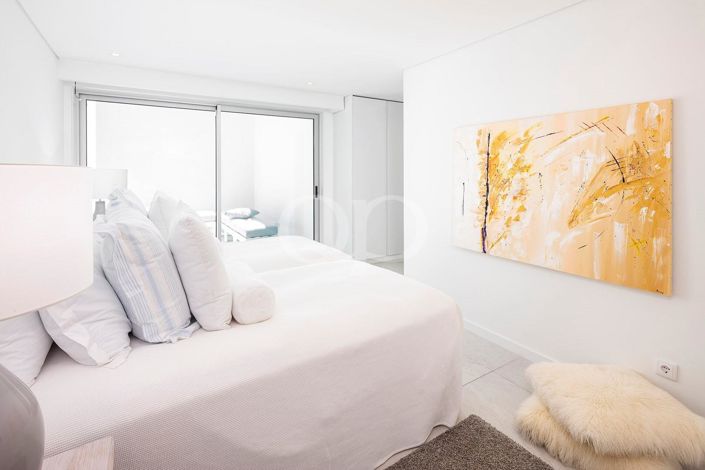 Image No.33-5 Bed House for sale