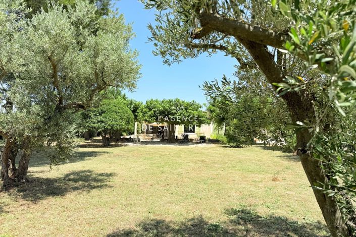 Image No.1-2 Bed House for sale