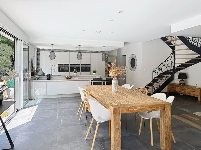 Image No.5-Maison de 6 chambres à vendre à Talmont-Saint-Hilaire