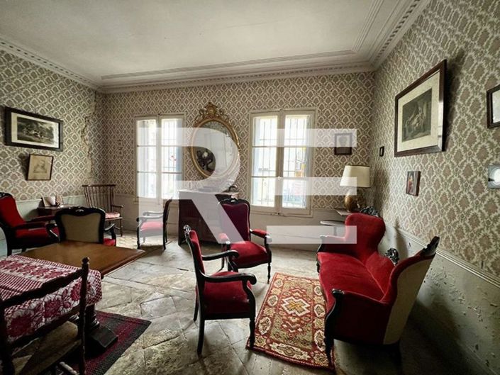 Image No.11-3 Bed House for sale