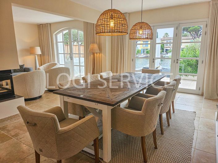 Image No.1-6 Bed House for sale