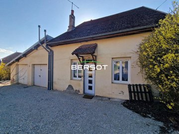 1 - Autechaux, Maison
