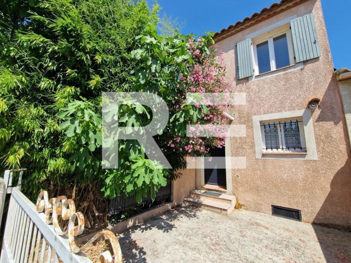 Image No.1-2 Bed House for sale