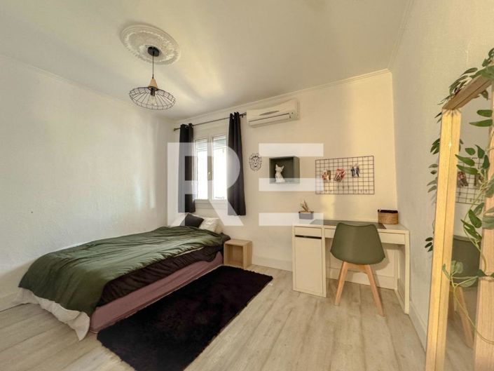 Image No.13-3 Bed House for sale