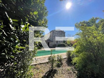 Maison de 5 chambres à vendre à Collorgues