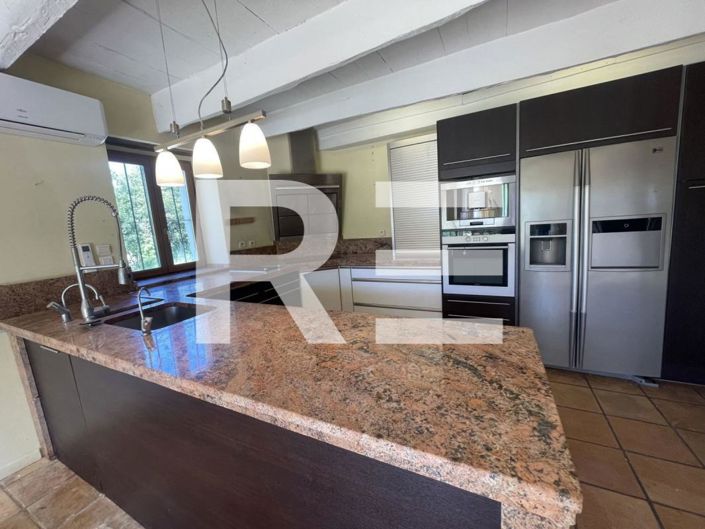 Image No.6-Maison de 5 chambres à vendre à Collorgues