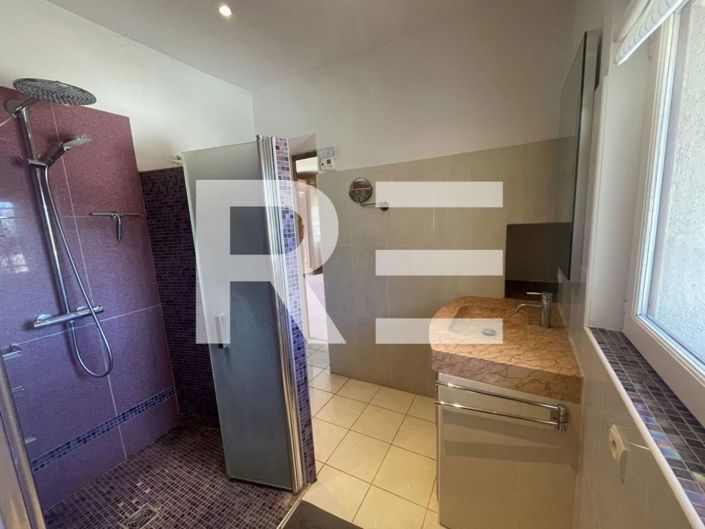 Image No.9-Maison de 5 chambres à vendre à Collorgues