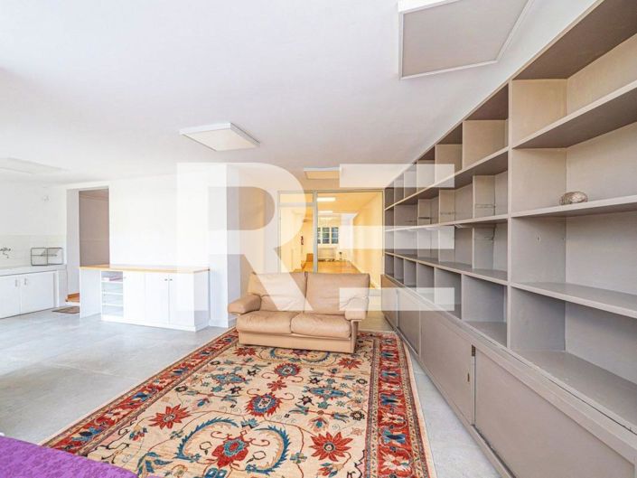 Image No.11-4 Bed House for sale