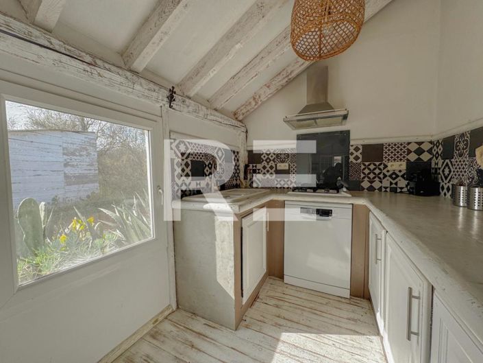 Image No.20-6 Bed House for sale