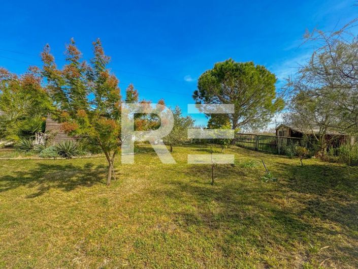 Image No.5-6 Bed House for sale