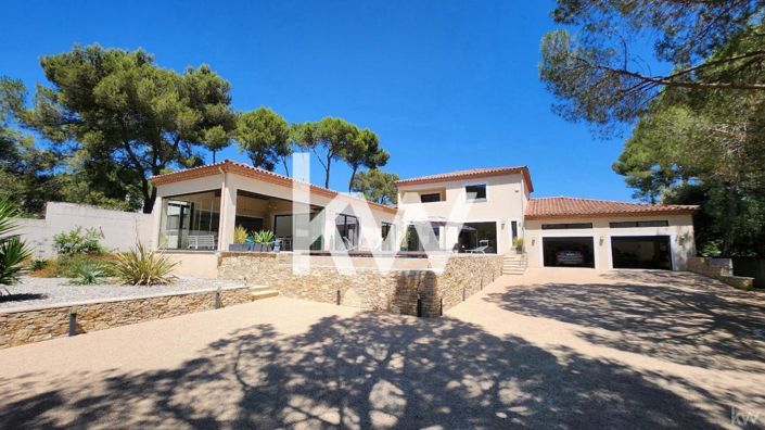 Image No.1-6 Bed House for sale