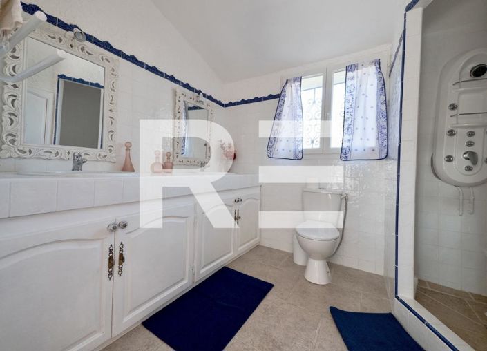 Image No.21-4 Bed House for sale