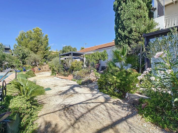 Image No.3-Maison de 6 chambres à vendre à Antibes