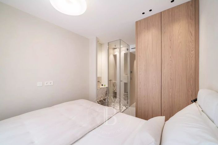 Image No.18-2 Bed Apartment for sale