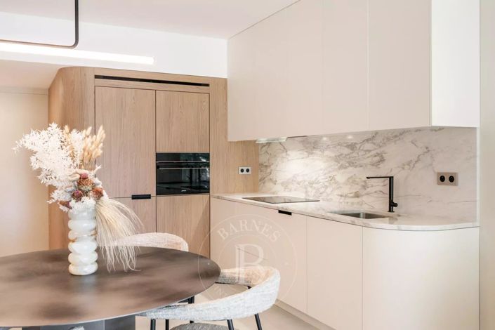 Image No.3-2 Bed Apartment for sale