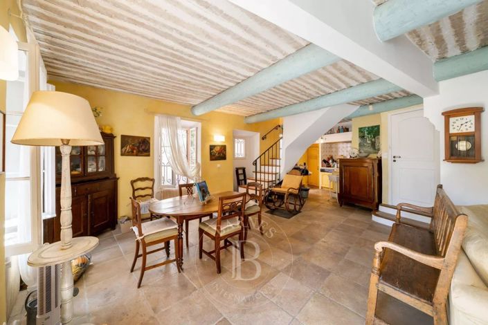 Image No.14-4 Bed House for sale