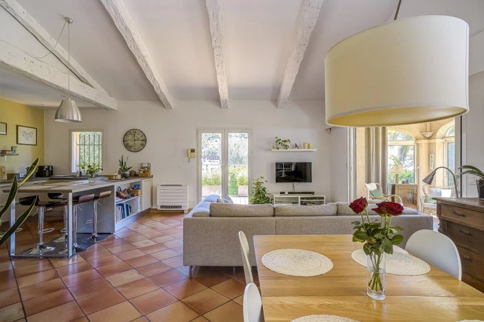 Image No.17-4 Bed House for sale