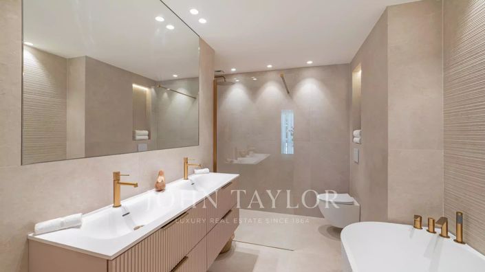 Image No.13-Appartement de 2 chambres à vendre à Cannes