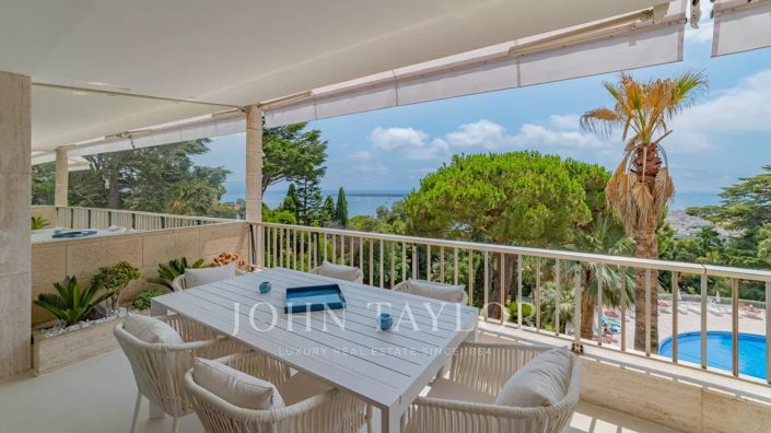 Image No.2-Appartement de 2 chambres à vendre à Cannes