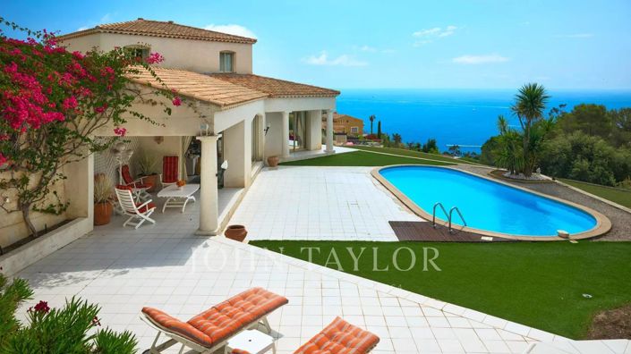 Image No.3-4 Bed House for sale