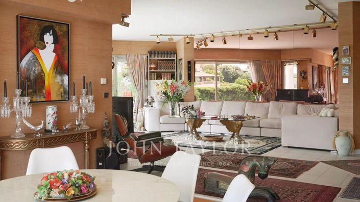 Image No.9-4 Bed House for sale