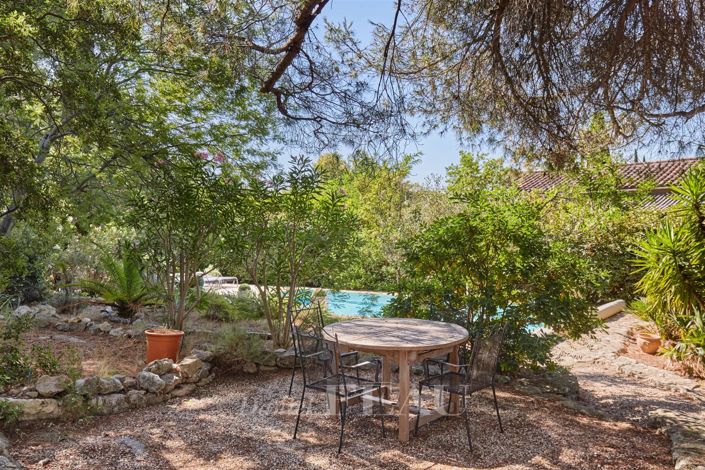 Image No.7-4 Bed House for sale