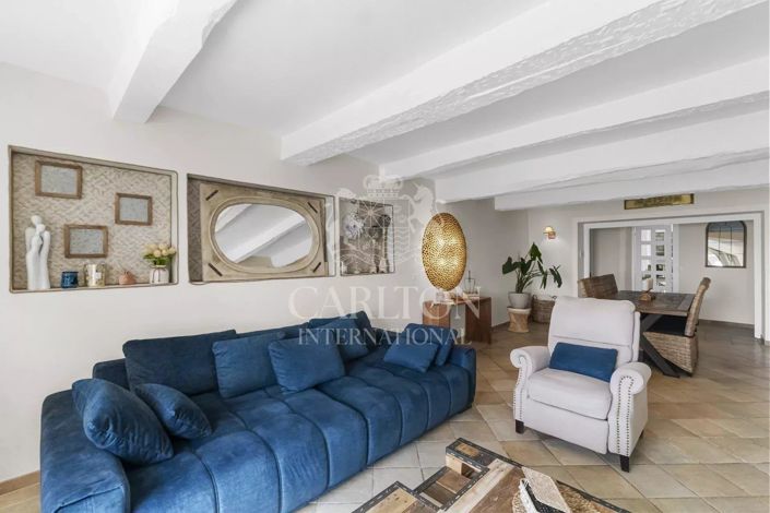 Image No.46-12 Bed House for sale