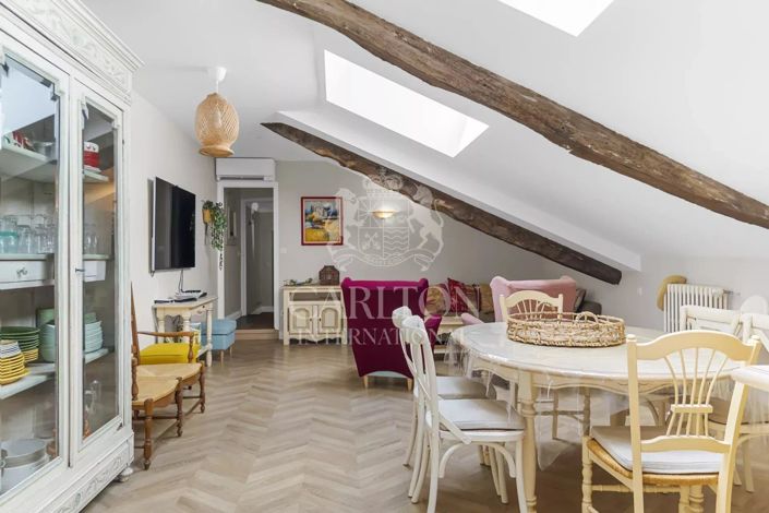 Image No.48-12 Bed House for sale