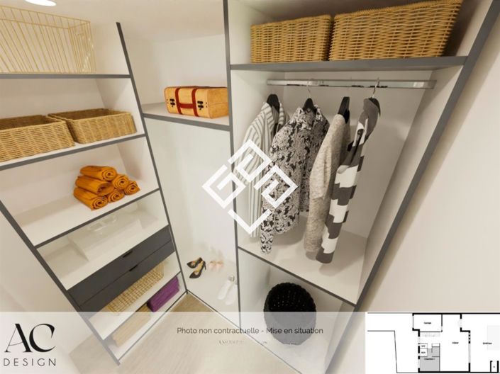 Image No.17-4 Bed House for sale