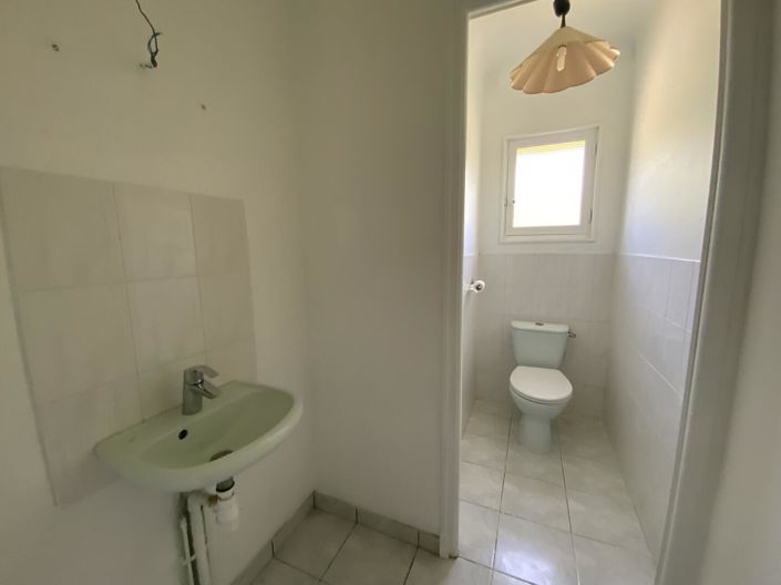 Image No.14-3 Bed House for sale