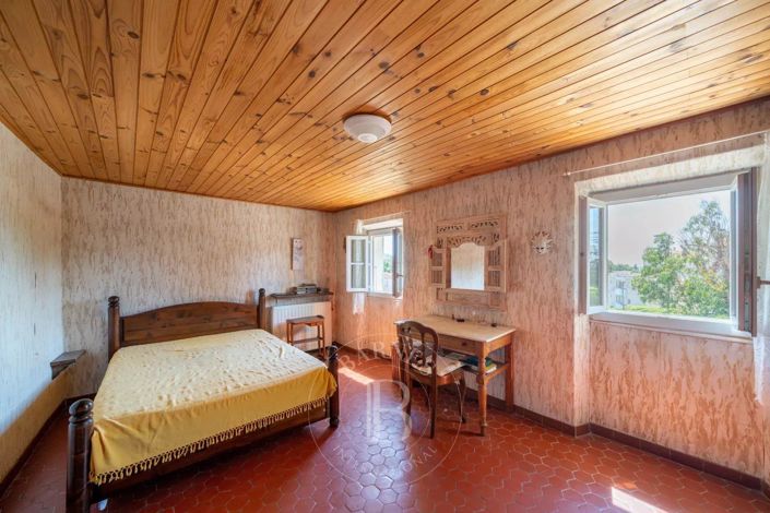 Image No.20-4 Bed House for sale