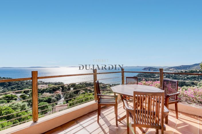 Image No.3-3 Bed Apartment for sale