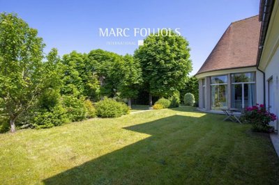 1 - Chantilly, House