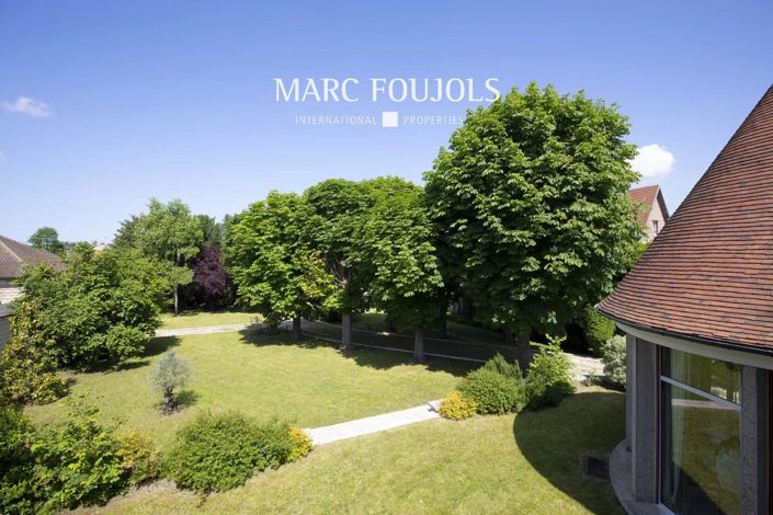 Image No.21-6 Bed House for sale