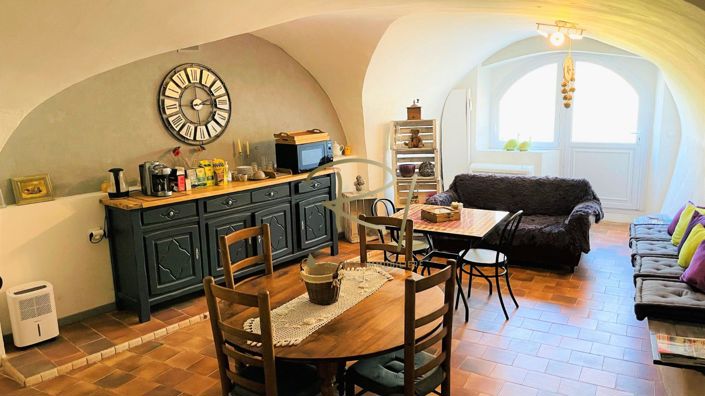 Image No.15-6 Bed House for sale