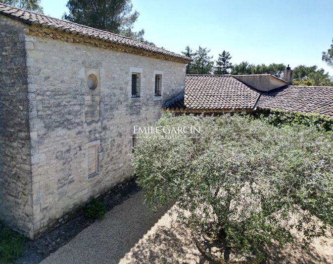 Image No.1-Maison de 4 chambres à vendre à Uzès
