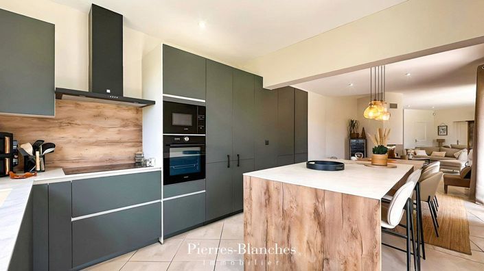 Image No.5-4 Bed House for sale