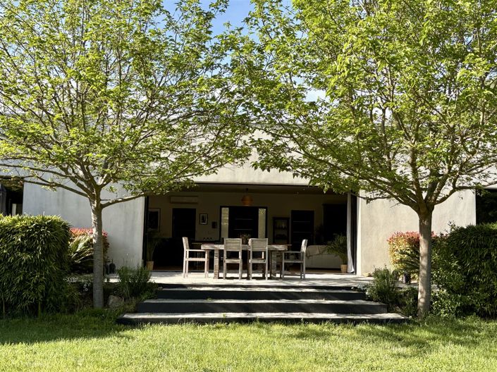 Image No.11-4 Bed House for sale