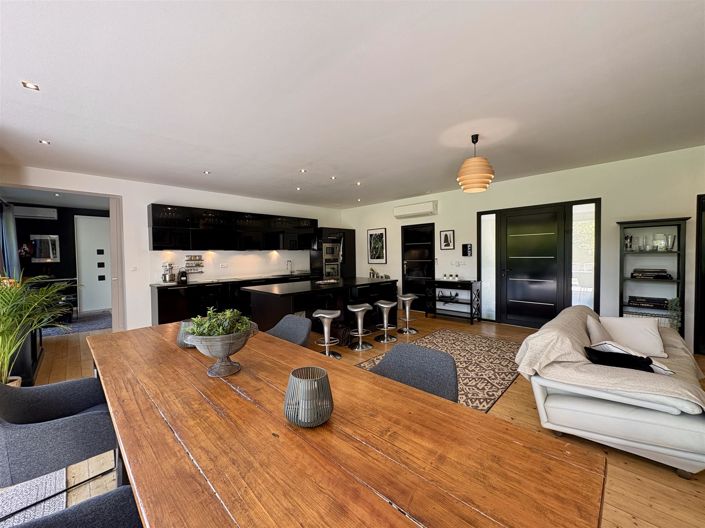 Image No.11-4 Bed House for sale