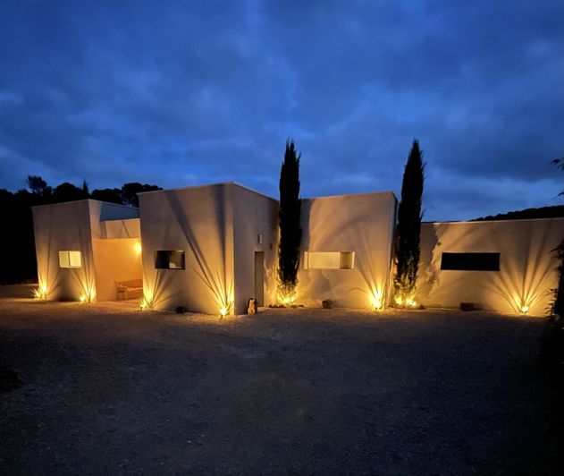 Image No.20-4 Bed House for sale